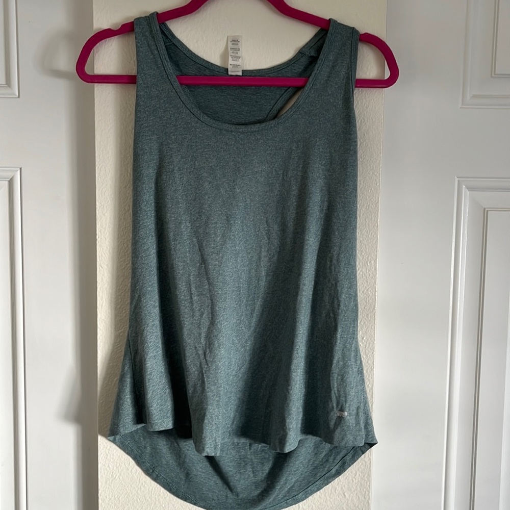 Athletic tank top